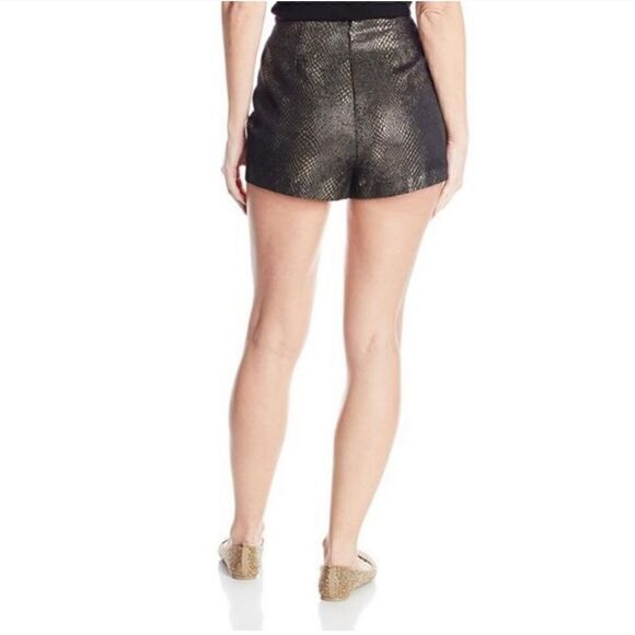 Jack by BB Dakota Metallic Bronze Gold and Black Reptile Animal Print Shorts - 6 - Picture 2 of 13